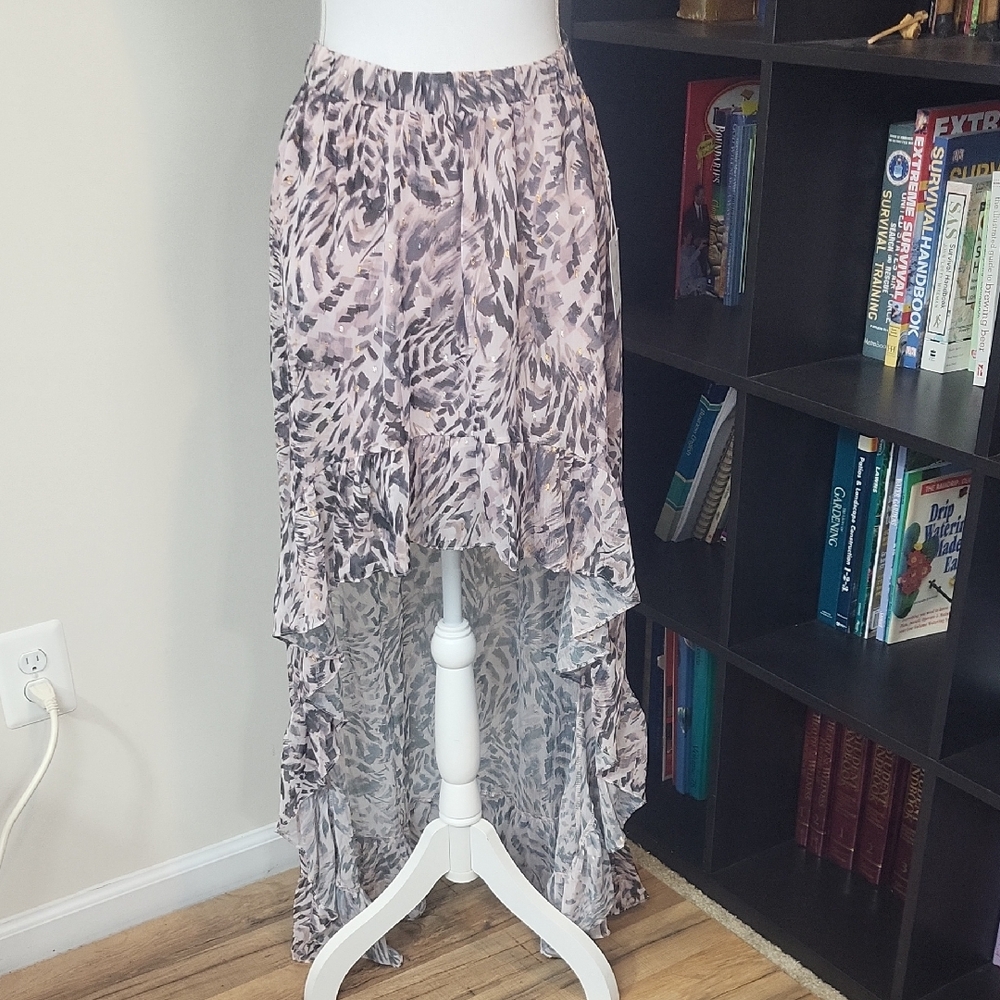 MEET IN SANTORINI Black Blush Giana Hi-Low Ruffle Maxi Skirt